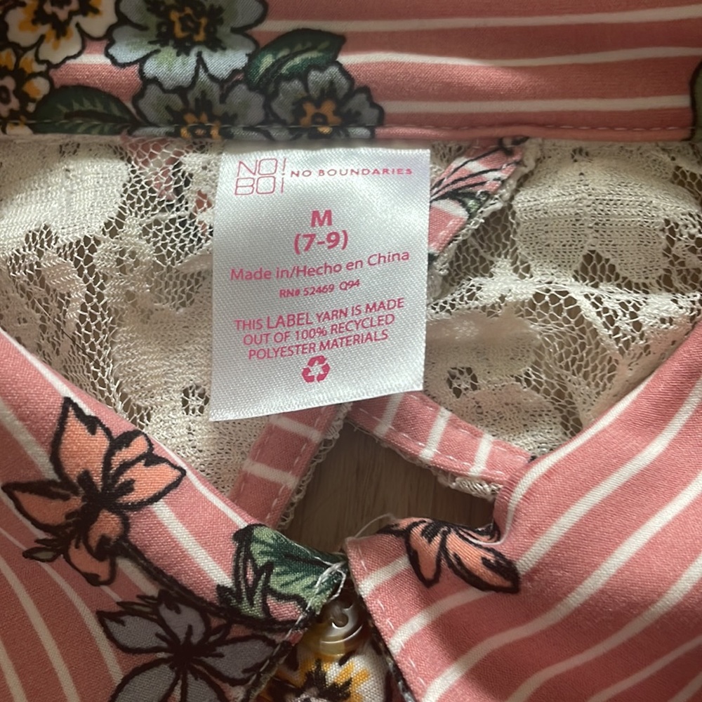 Pink button up dress no boundaries floral and stripes pink dress with lace back - Picture 6 of 8
